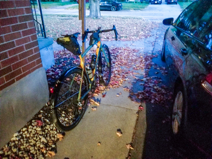 Grimey, my bike, all loaded up and ready for a shreddy.